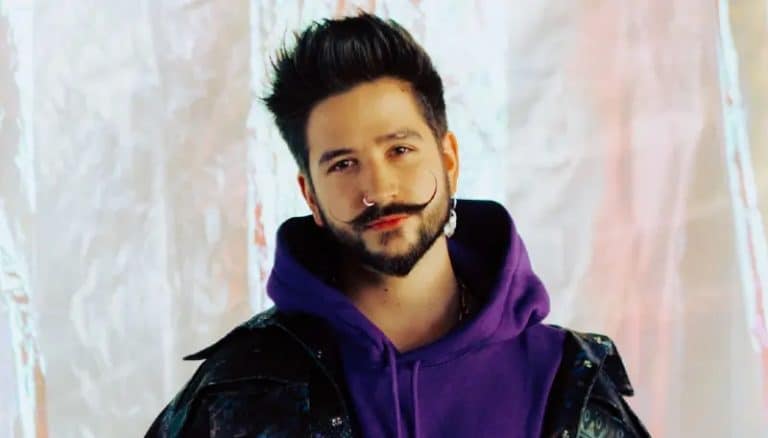 “De adentro pa fuera” el nuevo álbum de Camilo