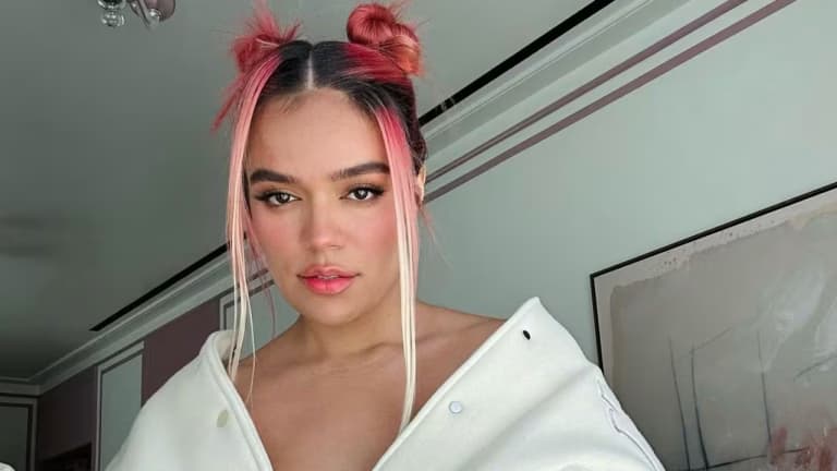 Karol G abre la puerta a un posible lanzamiento musical este 2026