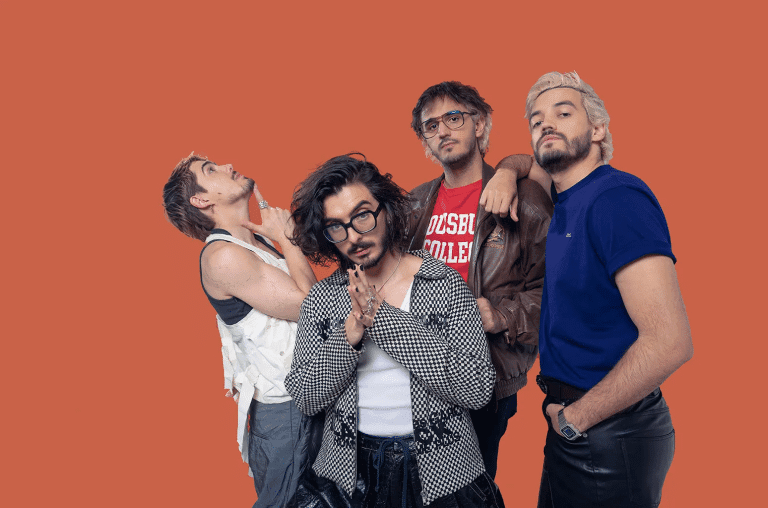 Morat lleva “Tu Cárcel”, clásico de Los Bukis, al primer lugar del chart Latin Airplay de Billboard
