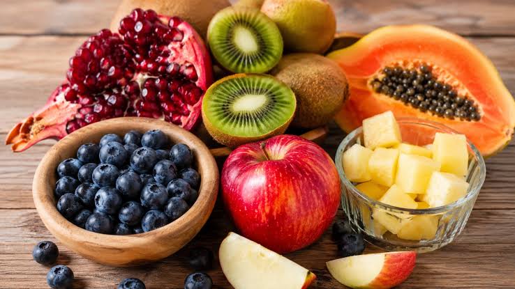 Cinco frutas que cuidan tu microbiota intestinal