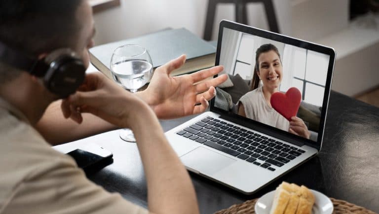 La ciencia derriba el mito de que las relaciones a distancia fracasan