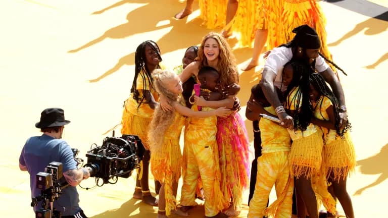 Ghetto Kids sorprenden junto a Shakira en concierto en Nueva York
