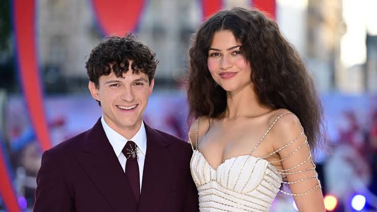 Tom Holland y Zendaya celebraon su boda “en secreto”, en una campiña inglesa