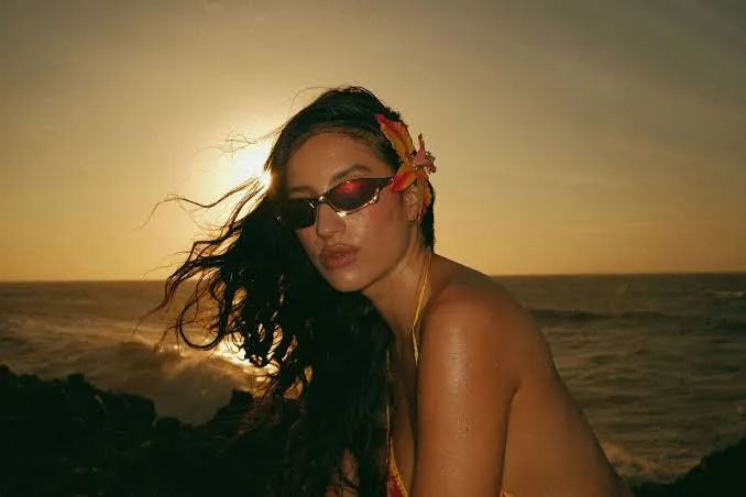 Aria Vega viraliza ‘Compa coleto’, le abrirá a Shakira y aspira al Grammy