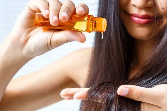 Aceites capilares: la manera adecuada de uso para no dañar el cabello