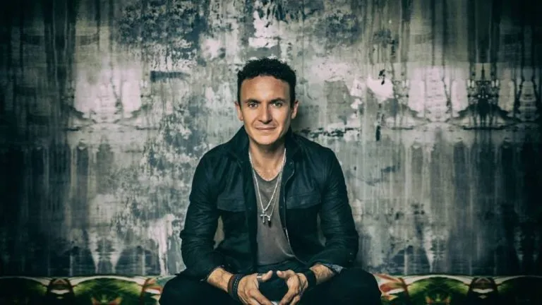 Fonseca lleva su gira por 15 países, ¿Guatemala está incluida?