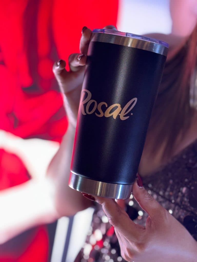 Rosal y Mia 937 se unieron en la noche de moda más glamorosa y esperada